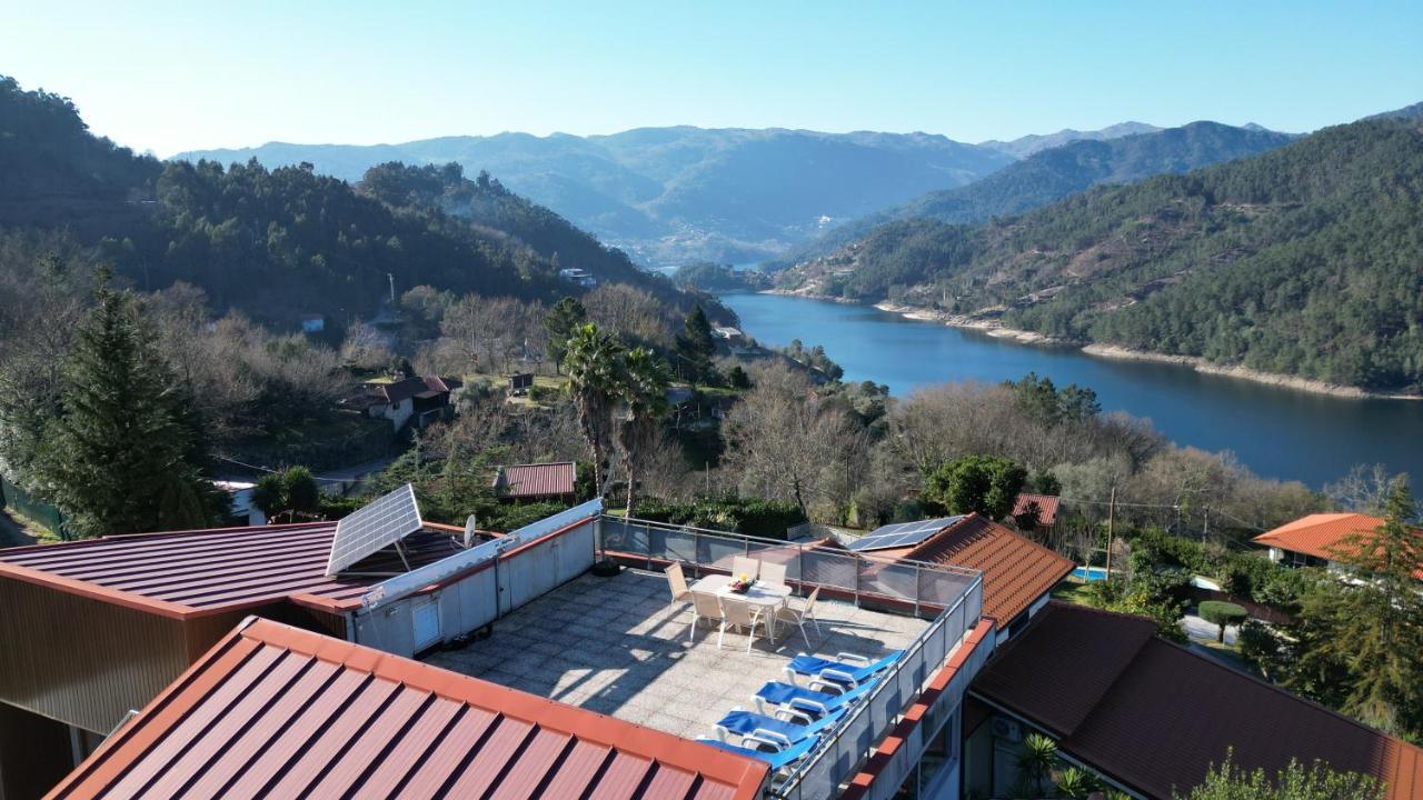 Vila Casa Do Lagar Geres Exteriér fotografie